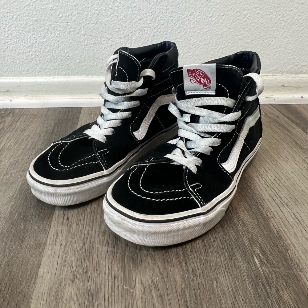 Vans sk8-hi black and white EUR 38.5 US 8